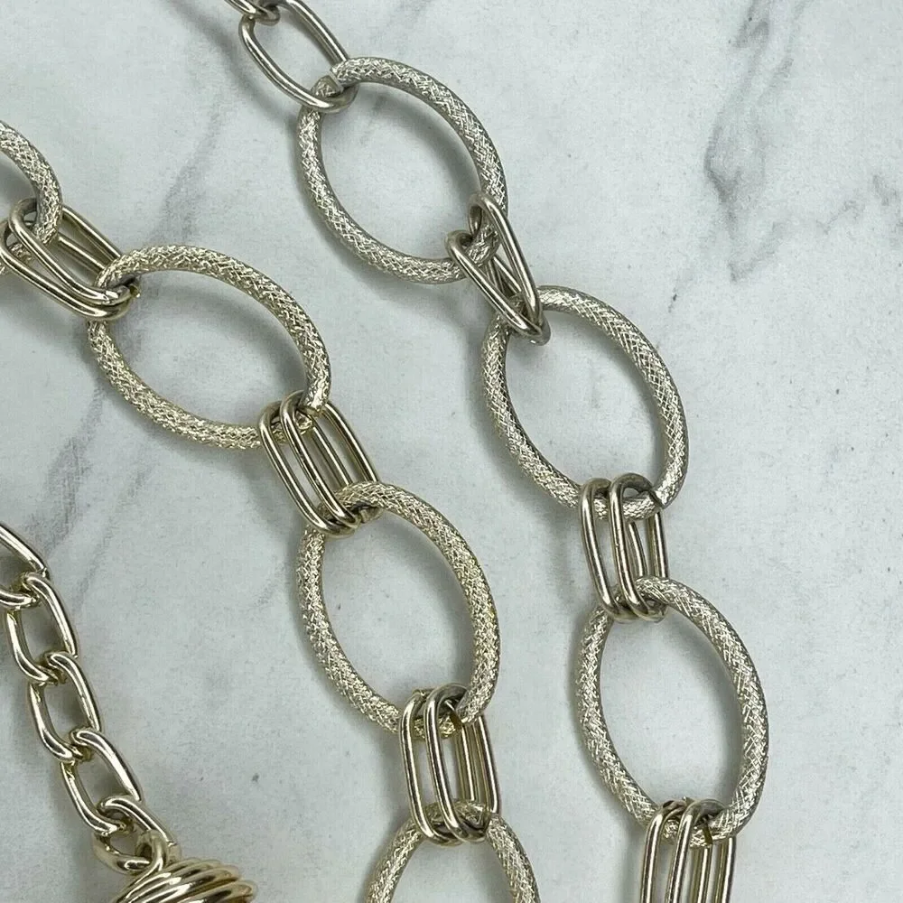 Gold Tone Oval Chain Link Belt with Beehive Swirl Charm - One Size ✨